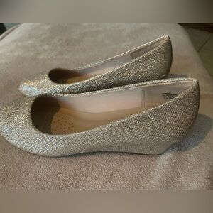 Gold slip on shoes - Dream Pairs